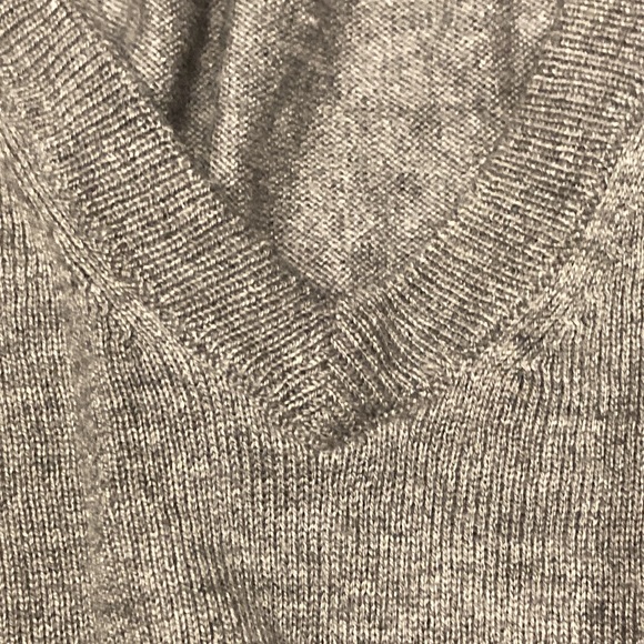 ZADIG & VOLTAIRE grey silk cashmere sweater size medium - Picture 8 of 11